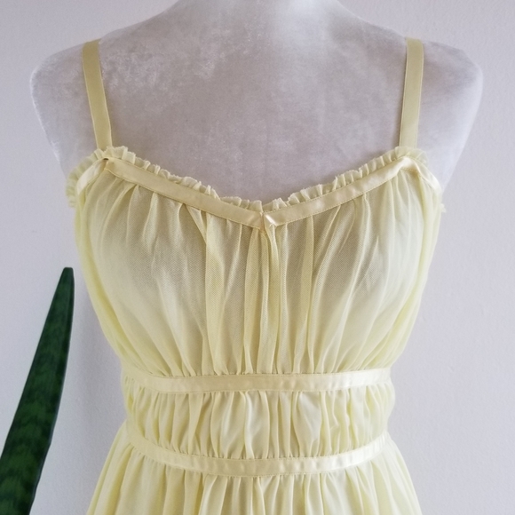 VTG 40s Extacee by Vanity Fair Nightdress - Picture 2 of 16